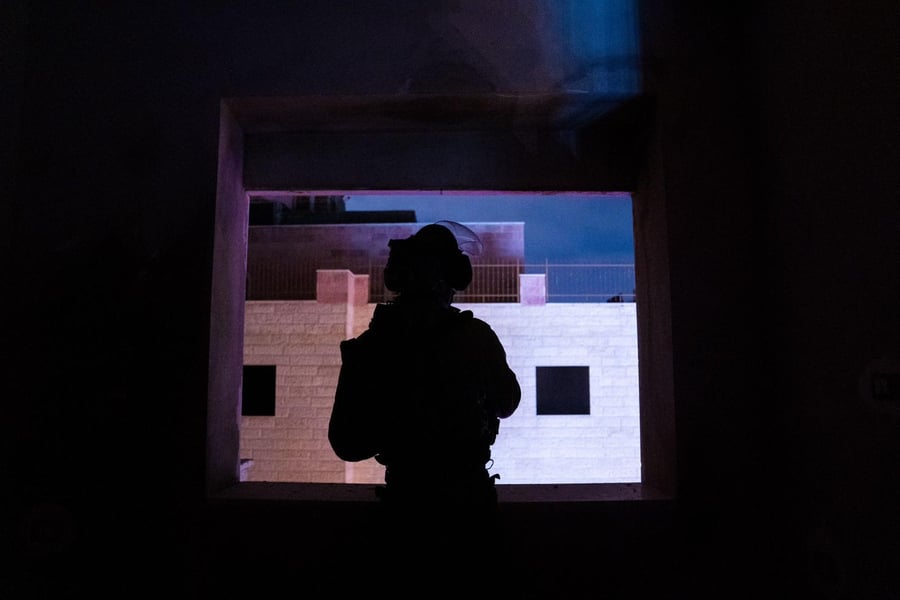לוחמי צה"ל מיפו את בתי המחבל שביצע את הפיגוע בי-ם