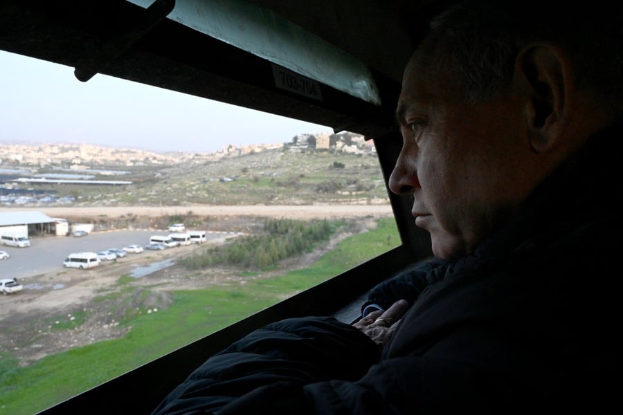נתניהו ביקר בבסיס של השב"כ: "האחריות לגורלו של מנגיסטו - רובצת על חמאס"