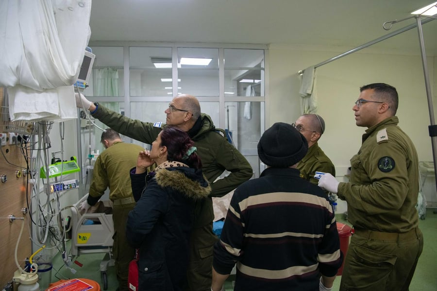משלחת הסיוע הרפואי של צה"ל פתחה בית חולים | צפו