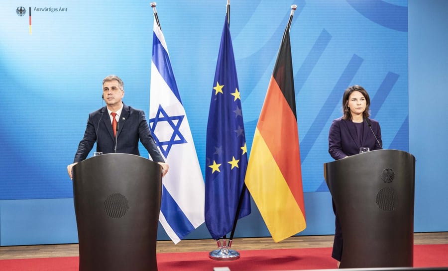 שר החוץ לשרת החוץ הגרמנית: זו הדרך להילחם באיראן