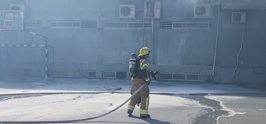 שריפה פרצה בבניין בית הספר 'שובו' בלוד