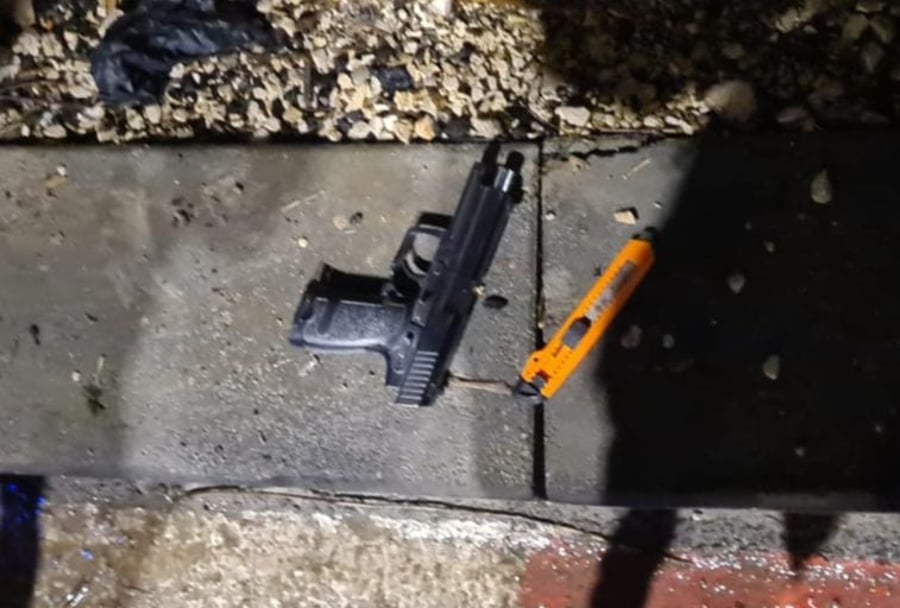שדד חנויות בירושלים באיומי "אקדח" ונתפס עם הכסף