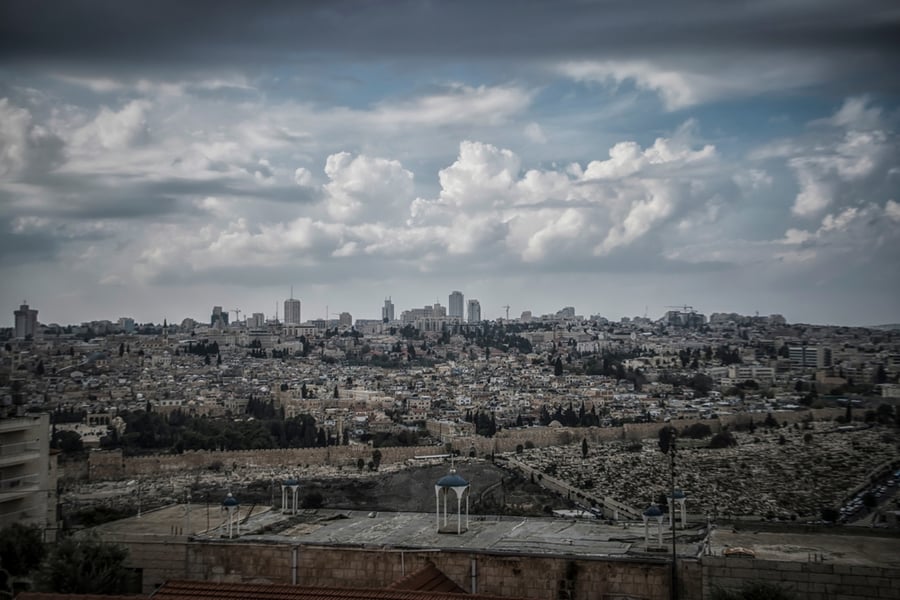 התחזית: הטמפרטורות יעלו, : בהיר עד מעונן חלקית