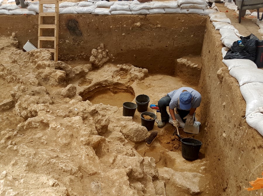 חפירת רשות העתיקות בשנת 2018, לפני הקמת שכונת אגמים