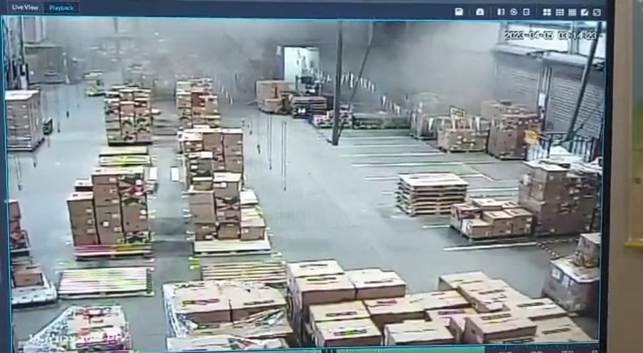 הפגיעה במפעל