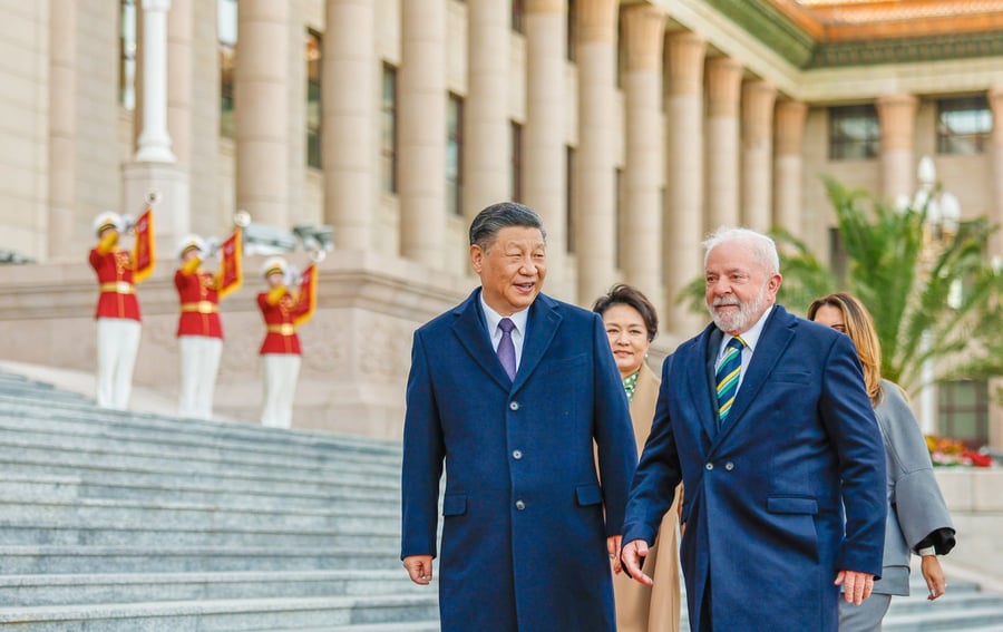 המפגש בין נשיא ברזיל לולה לנשיא סין שי