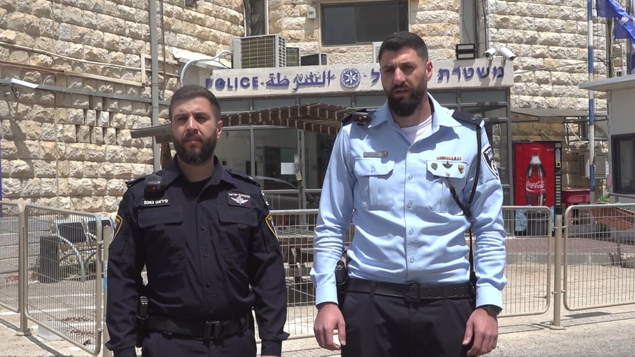 רס"מ ענאן מרעי ורס"מ פיראס גאנם, תחנת שפט של מחוז ירושלים, מספרים על השבת הכלבה