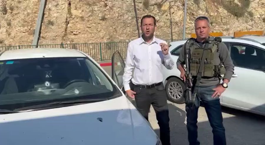 דגן בזירת הפיגוע, הבוקר