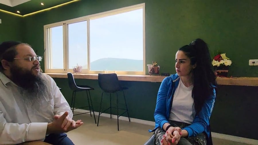 השיחה בין הגברת סוהיר איברהים למקובל רבי חיים פוקס