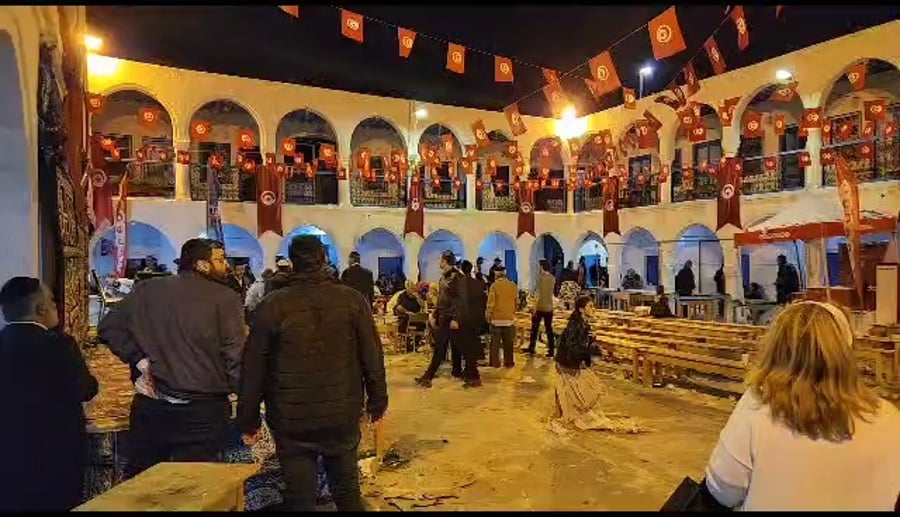 המהומה בחגיגות בטוניס