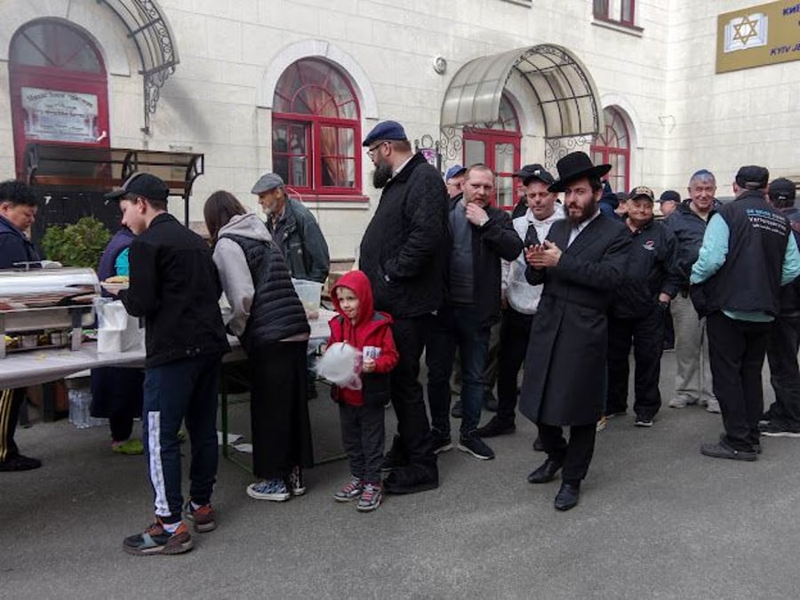 "יהודים שלא נצפו כאן בעבר, החלו להגיע לבית הכנסת"