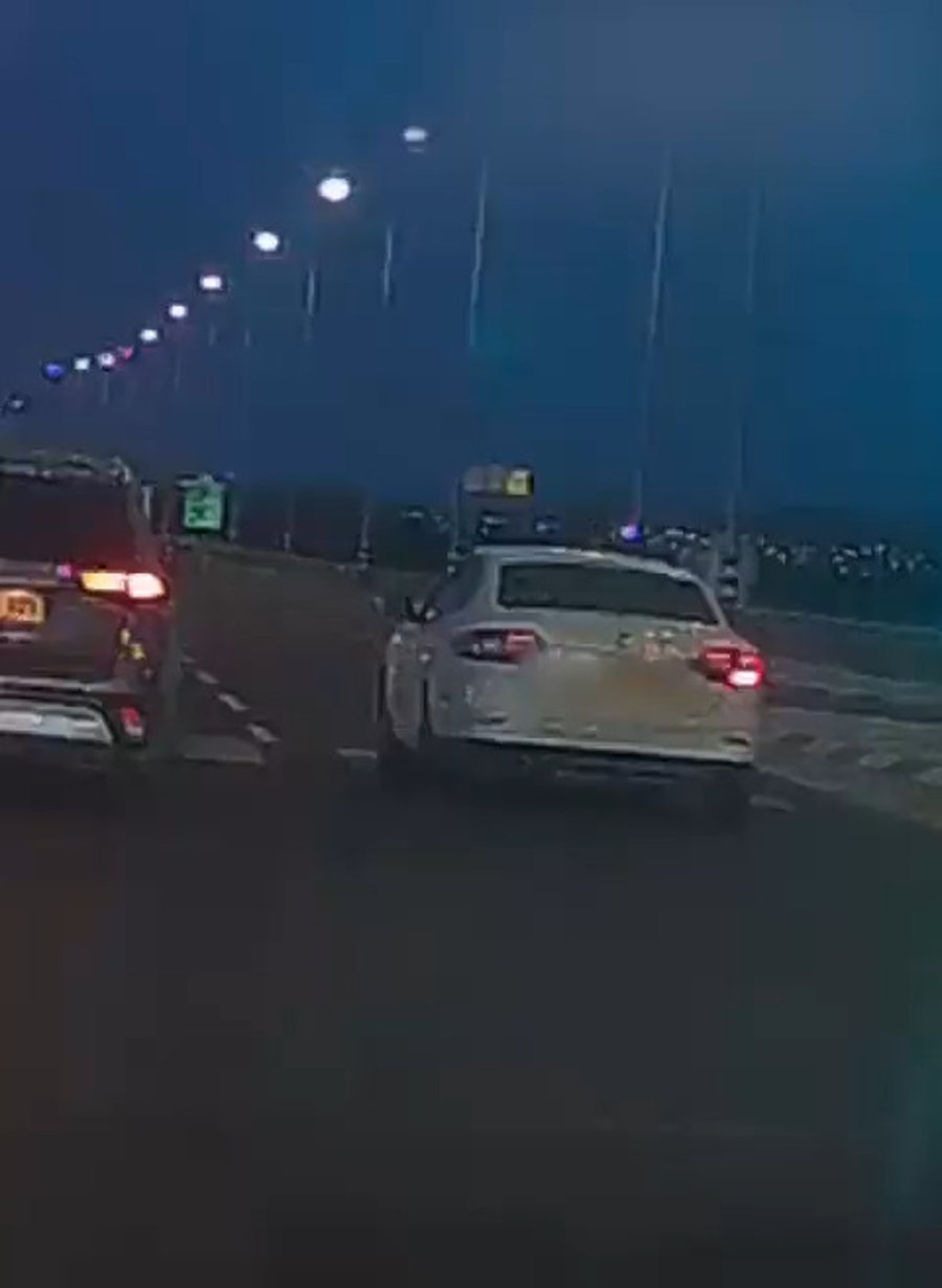 מאיץ לעברו של בחור הישיבה