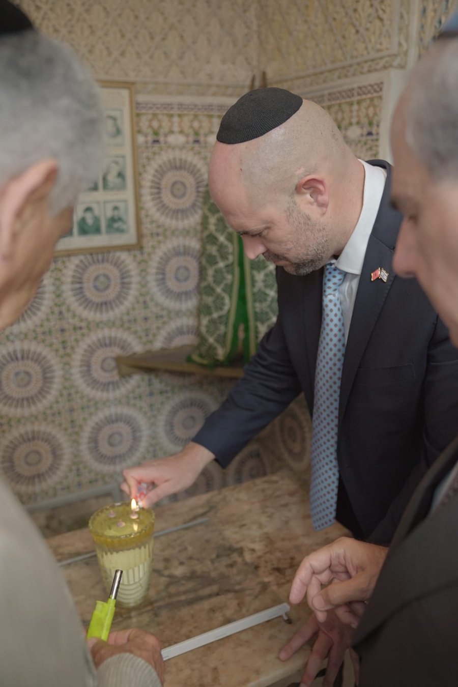 יו״ר הכנסת פתח את ביקורו במרוקו בבית הכנסת בו התפלל אביו