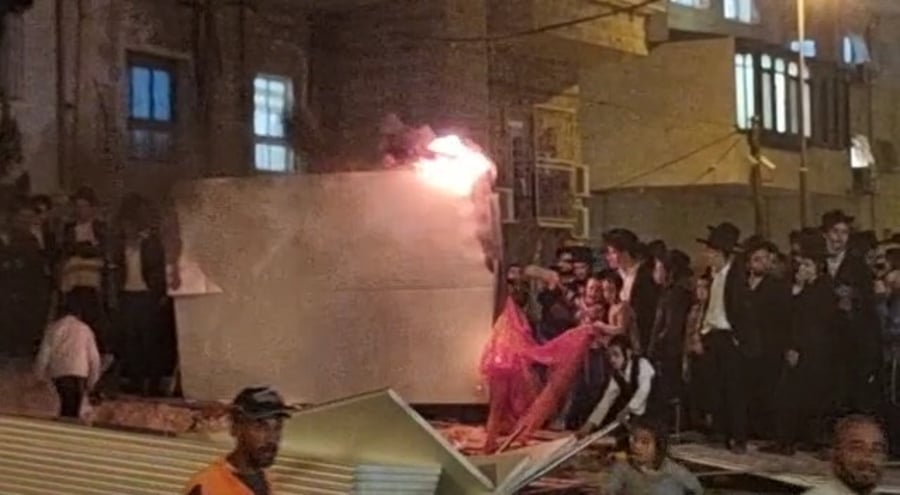 הצתת הגדר באתר עבודות הרכבת הקלה