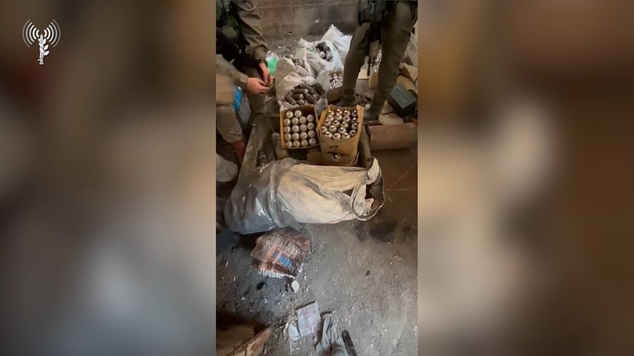 מאגרי נשק שהוחרמו על ידי כוחות הביטחון