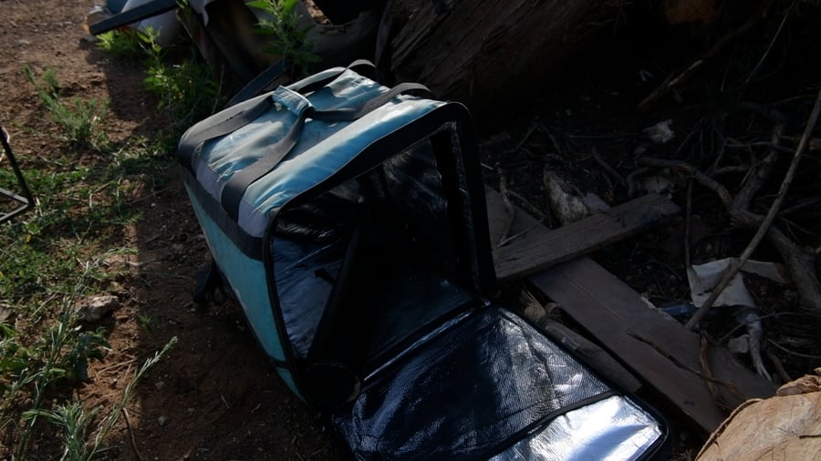 אקדח ומטען חבלה נתפסו בפשיטה בכפר קאסם | תיעוד
