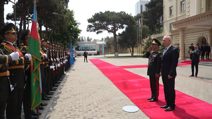 משמר הכבוד לשר הביטחון