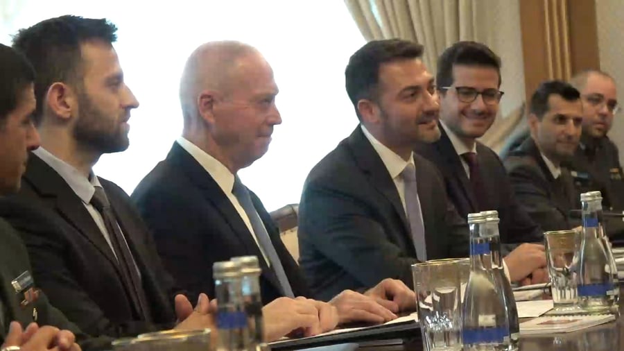 הפגישה היום בין הבכירים