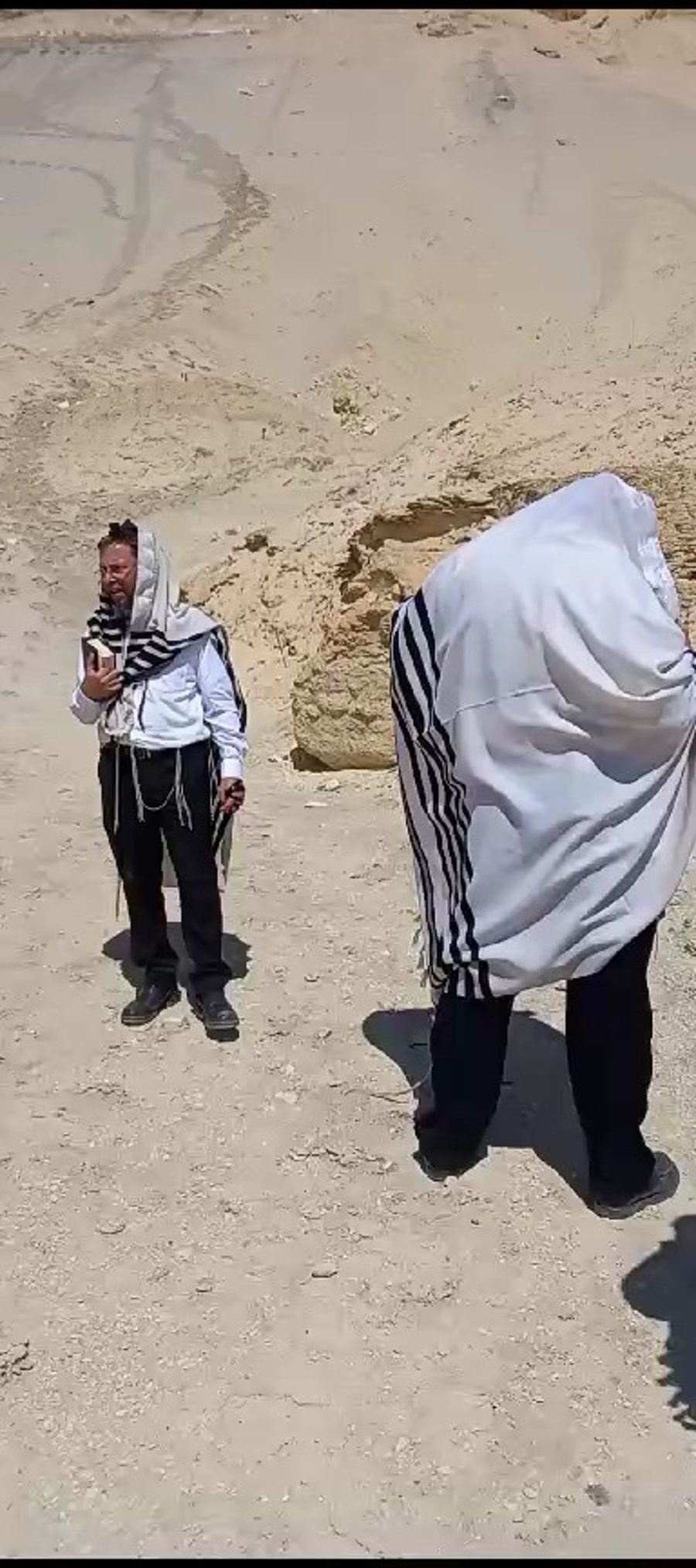 שירת ה'הלל' הבוקר, בראש הר ההר