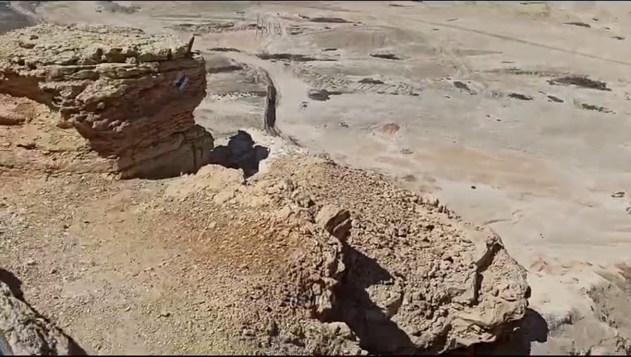 הירידה התלולה מהר ההר