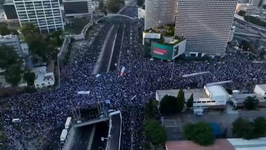 "תתחילו לספור אותנו". עצרת הענק בקפלן - ת"א