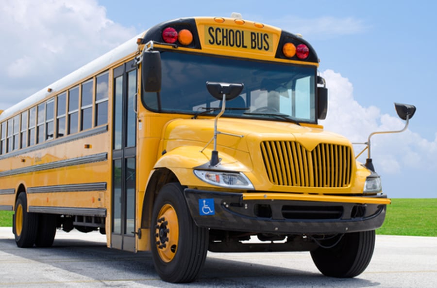 אוטובוס בית ספר אמריקאי טיפוסי