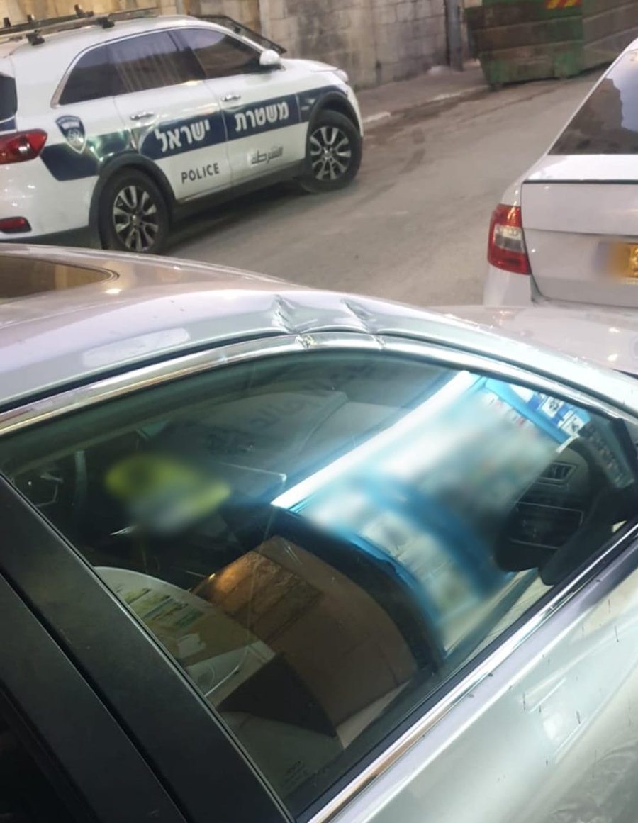 תיעוד: ערבי יידה בלוקים על רכב, ברח לחנות ושניות לאחר מכן נתפס