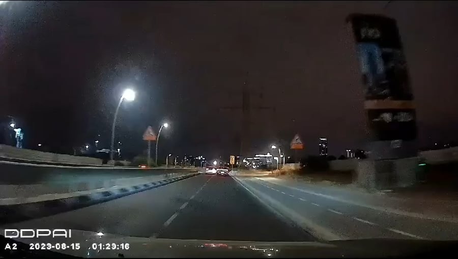 תיעוד רגע הפיצוץ ממצלמת רכב שחלף במקום