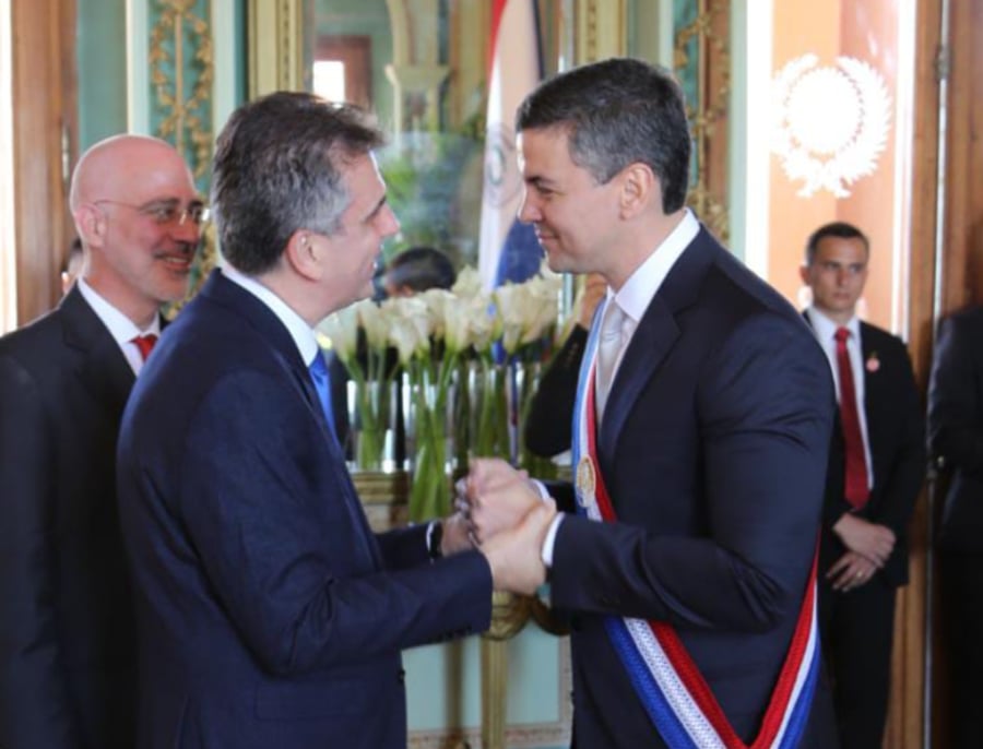 שר החוץ כהן ונשיא פרגוואי