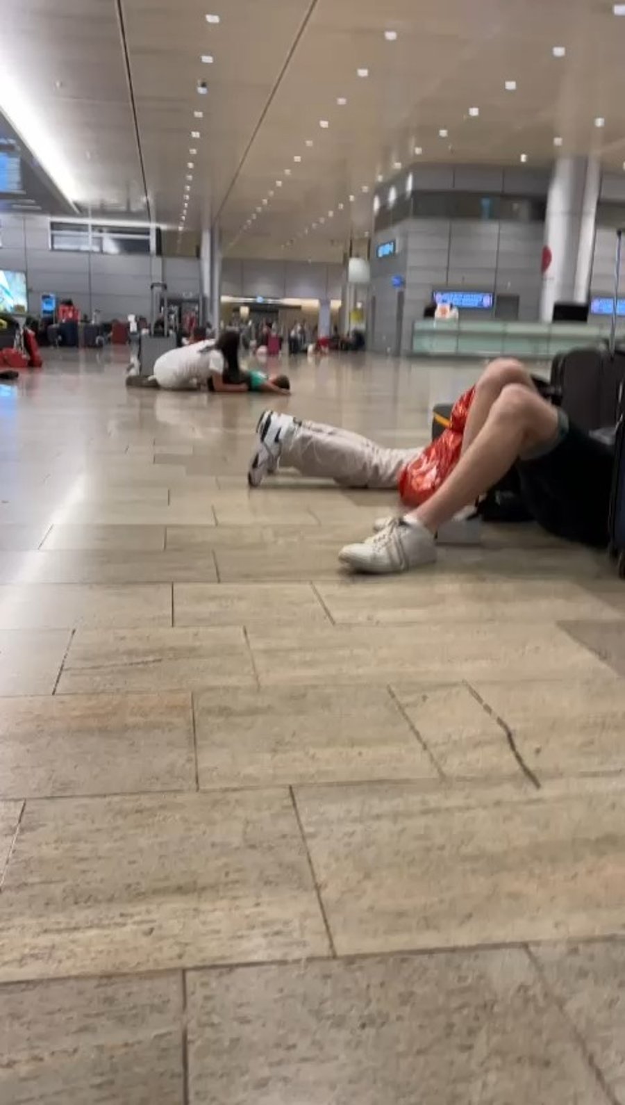 הדרמה - במסוע המזוודות