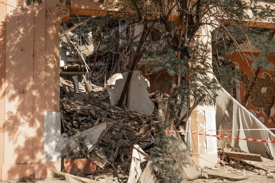 בניינים קרסו על יושביהם. ההרס במרוקו