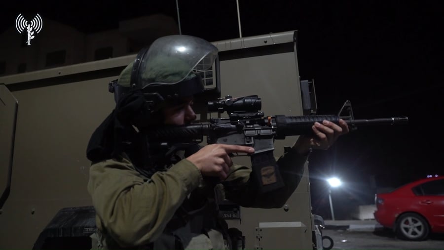 פעילות הכוחות הלילה