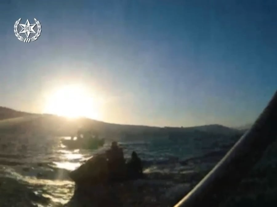 החילוץ בלב הכנרת