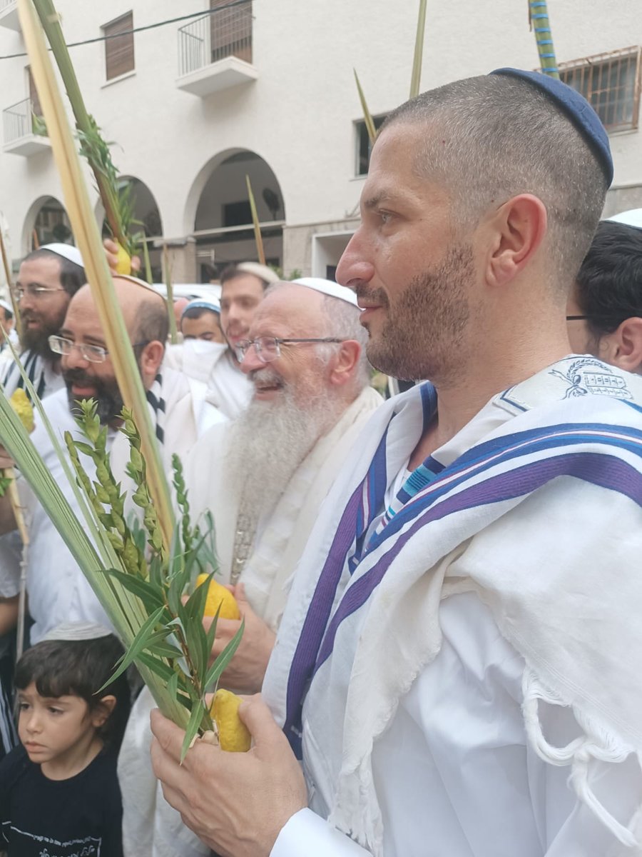 התפילה החגיגית בתל אביב