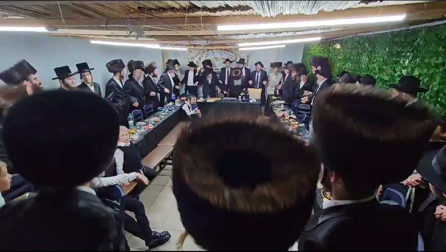 שמחת חג אצל הגר"ד סגל