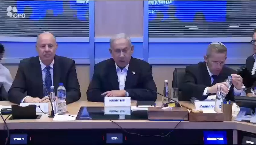 נתניהו בפתח ישיבת הקבינט