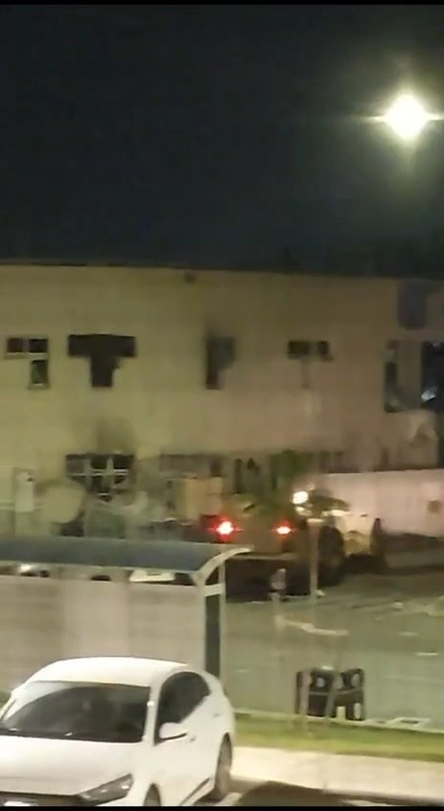 הורדת התחנה בשדרות