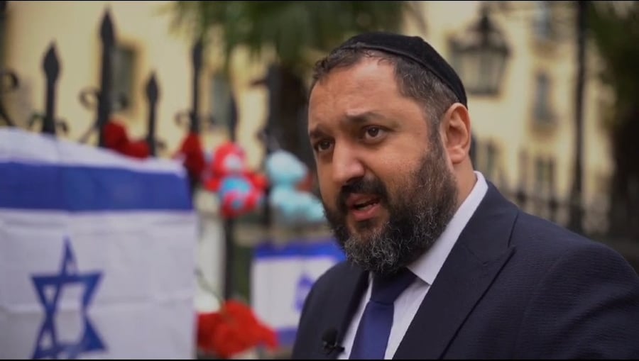 הרב איסייב מספר | צפו