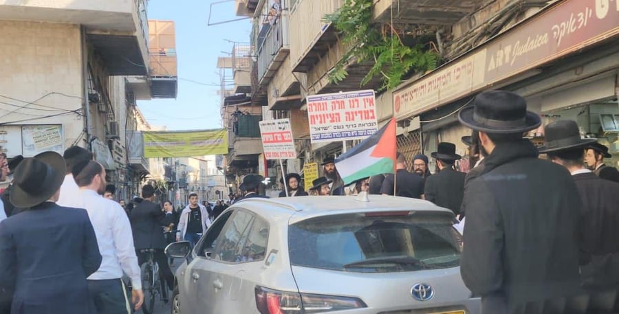 פעילות שוטרי מחוז ירושלים ומג"ב בשכונה למעצרם של החשודי