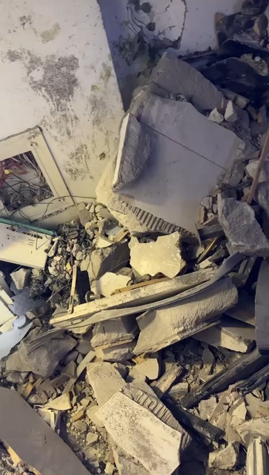 פגיעה ישירה בבית בשדרות