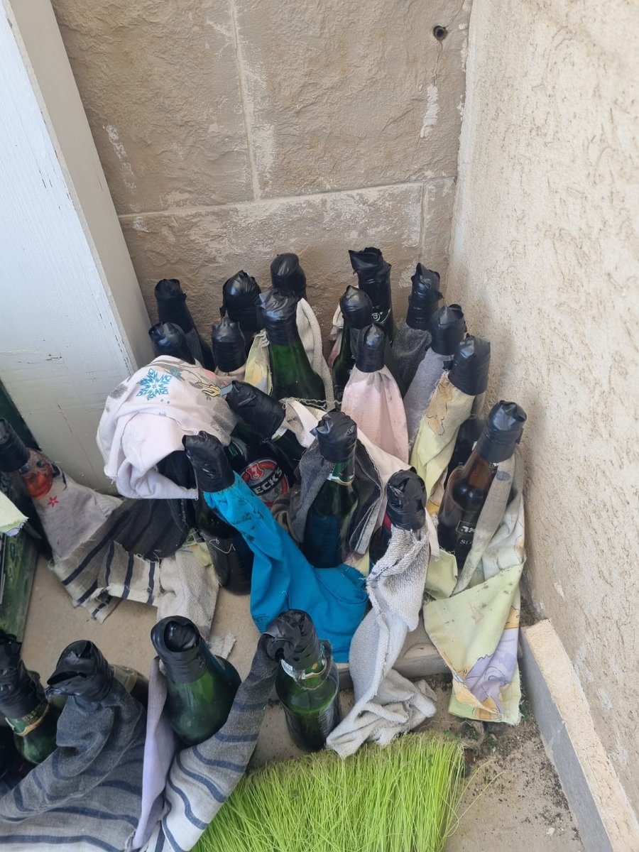 קריית חיים: המשטרה תפסה 62 בקבוקי תבערה בתוך בית