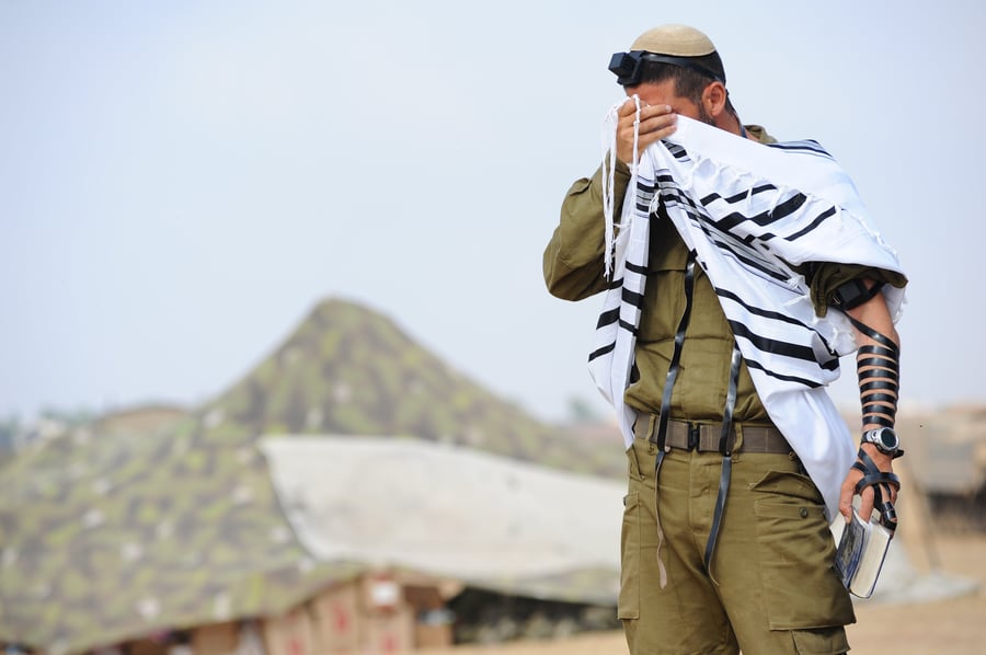 חייל אומר שמע ישראל | ארכיון