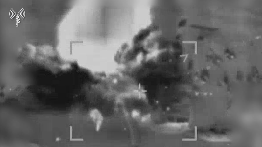 תקיפות כוחות זרוע הים