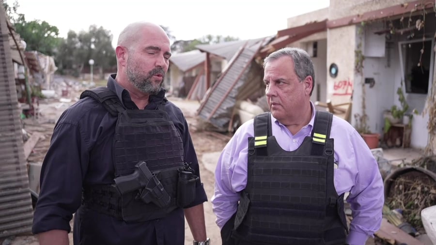 מושל ניו ג׳רזי לשעבר כריס כריסטי בכפר עזה