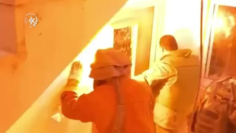 איטום בית המחבל ע״י כוחות הביטחון כיממה לאחר הפיגוע.