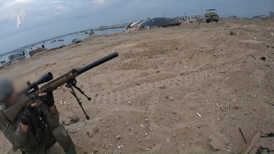 תיעוד מפעילות שייטת 13 בהשתלטות על מעגן עזה