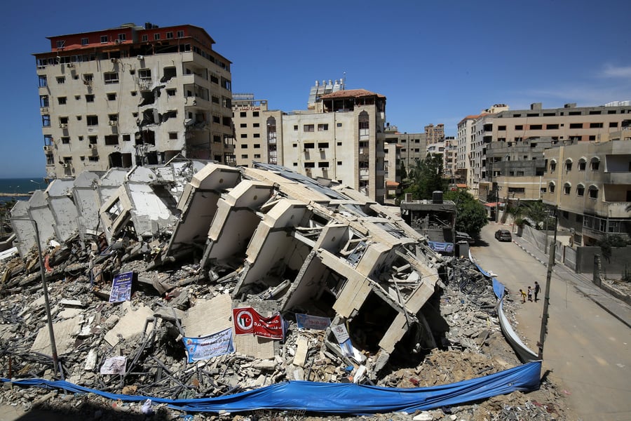 הרס בשכונת א-רימאל בעזה