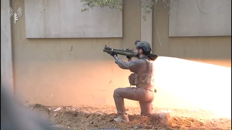 לוחמי צה"ל בעומק רצועת עזה