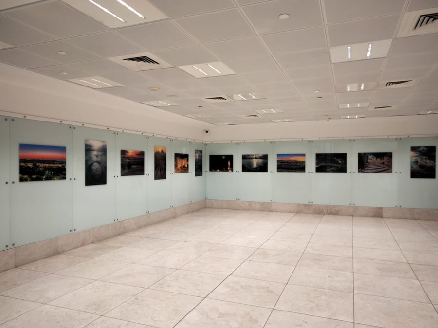הצלם החרדי נבחר להוביל את תערוכת התמונות בתחנה הירושלמית
