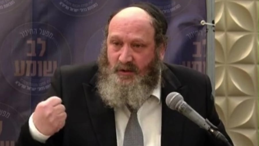 השיחה המלאה והשו"ת החינוכי עם הגאון רבי אברהם משה קירשנבוים